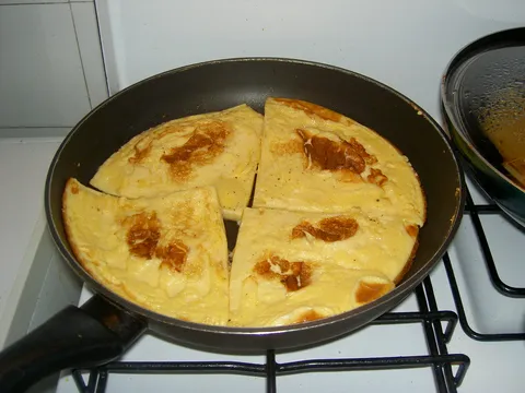 Prženi omlet sa šparogama