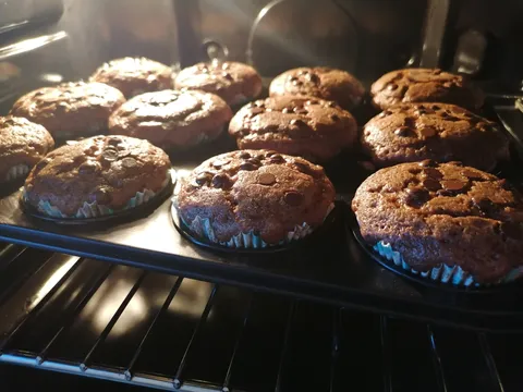 Muffini sa čokoladom i hurmama
