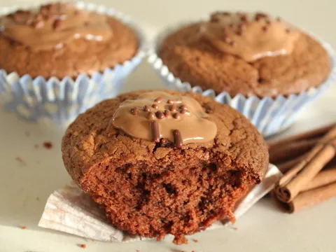 Muffini s čokoladom i cimetom