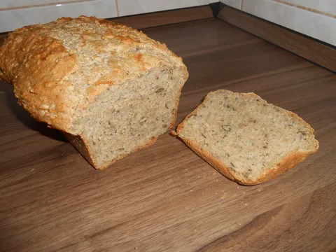 Željkin integralni kruh sa sjemenkama