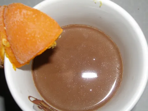 Topla čokolada sa narančom
