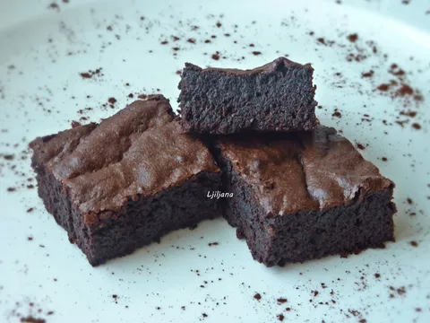 Chocolate brownies by Jamie Oliver