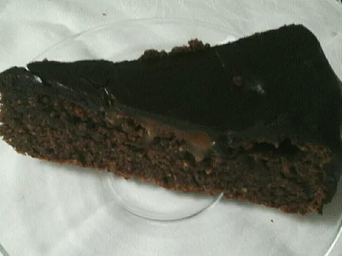 Mirisna crna torta, crna, crnja ne može biti!