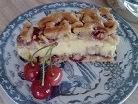 Jednostavan kolač sa trešnjama