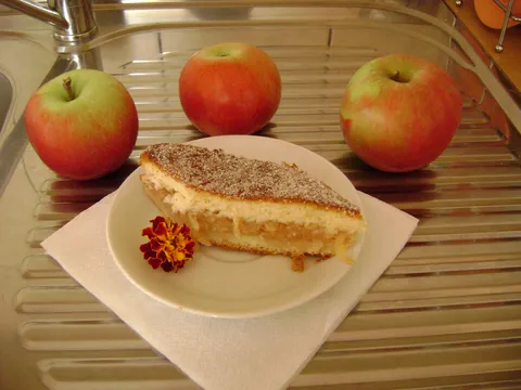 Klasičan kolač sa jabukama