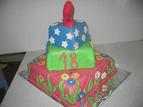 torta za punoletnu devojcicu