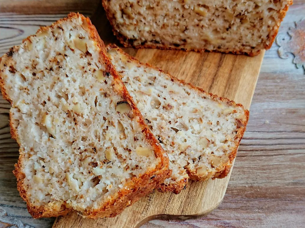 cottage cheese and walnut loaf