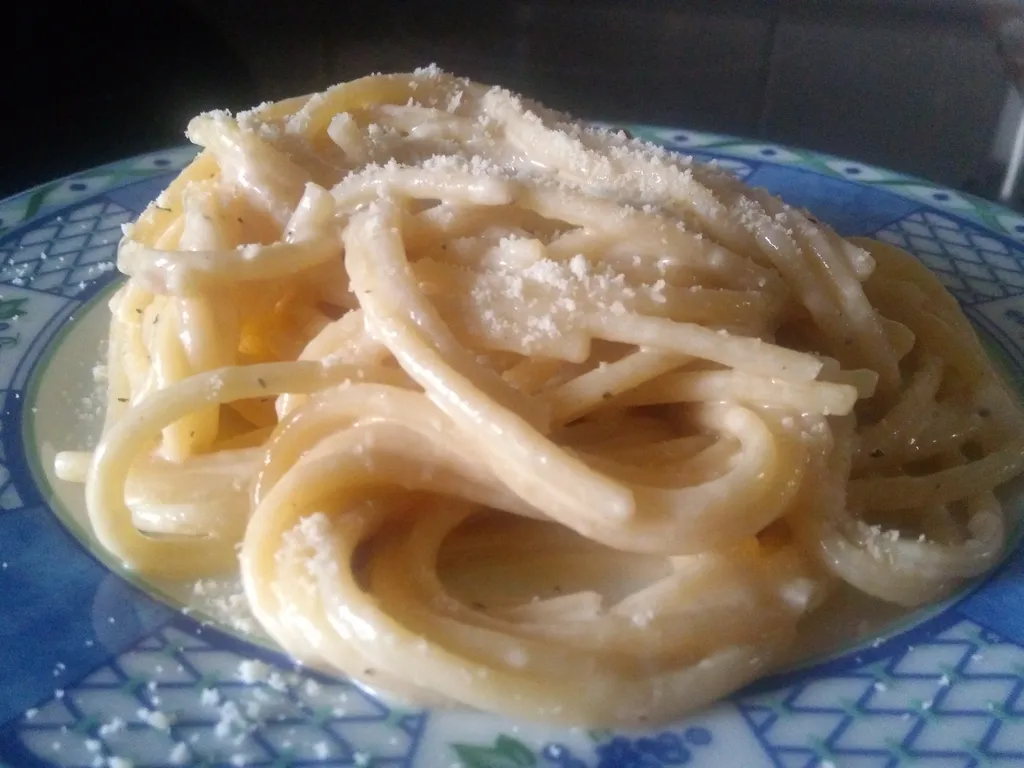 Špageti Karbonara (Carbonara)