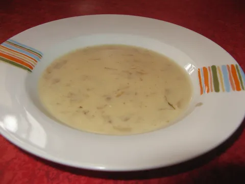 jednostavna juha od šampinjona