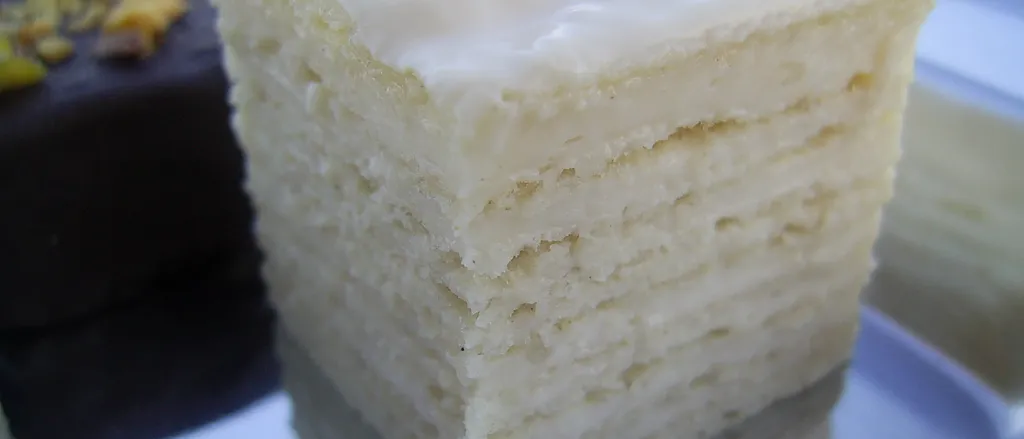 Rozen torta bijela