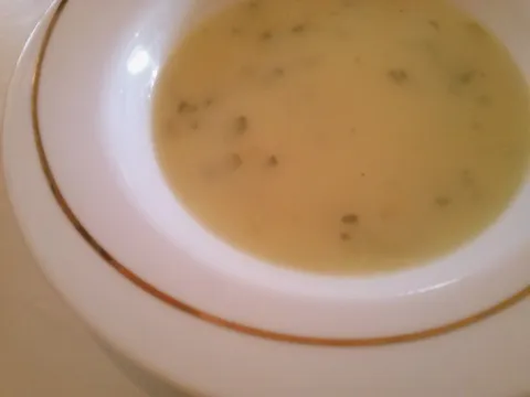 Krem juha od poriluka i krumpira