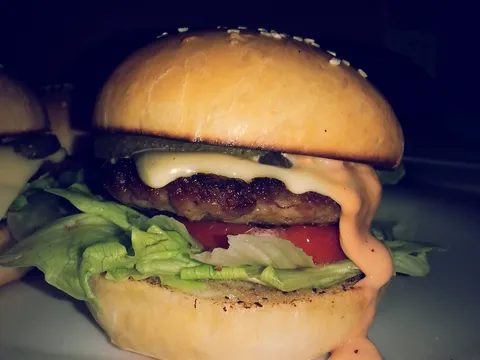 domaci hamburger