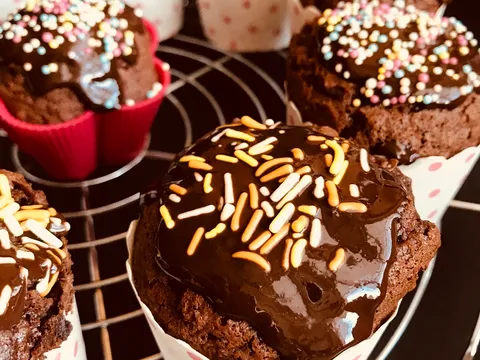 Cokoladni Muffins sa zobenim pahuljicama
