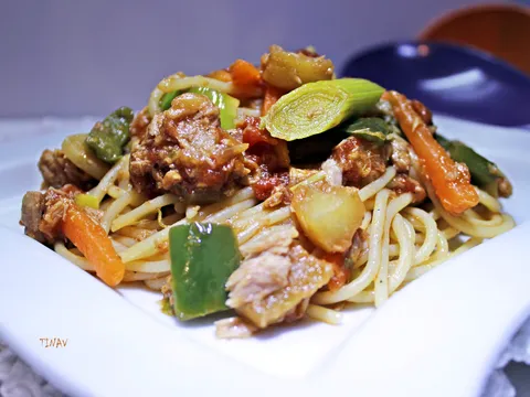 Špageti a teletinom i povrćem