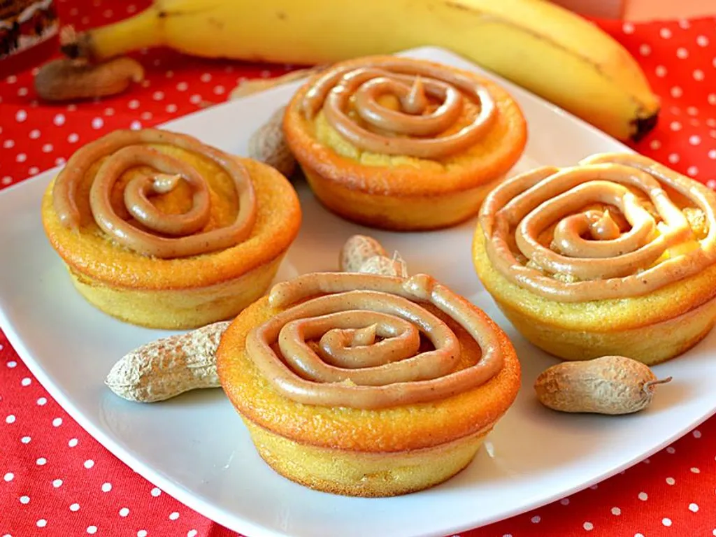 Ineskina dobitna kombinacija-Kikiriki-banana muffini :)