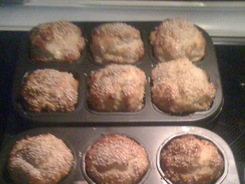 Salty "muffins" (pogacice)