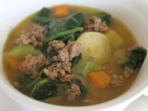 Gusta juha sa povrcem i mljevenim mesom - Keto