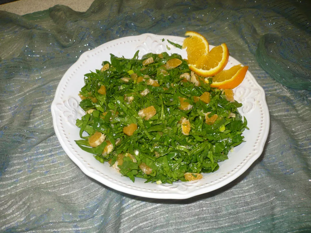 Salata od špinata s narančom