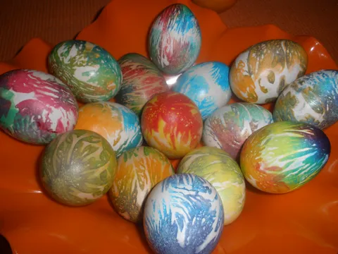 Šaranje uskršnjih jaja