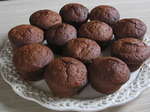 Cimet muffini punjeni cokoladom