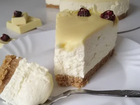 Cheesecake sa belom čokoladom