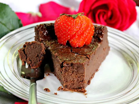 Chocolate-Raspberry Jam cake...