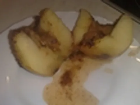Pečene jabuke sa keksom i medom