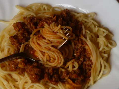 Fant špagete bolognese by coolinarika