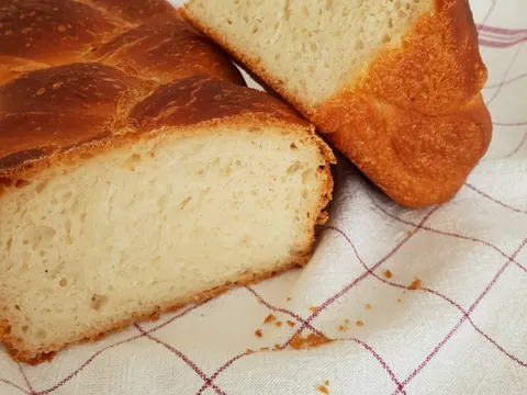 Kruh sa rižinim brašnom