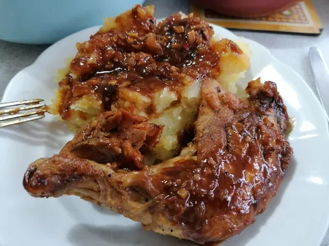 Filipinski adobo od piletine