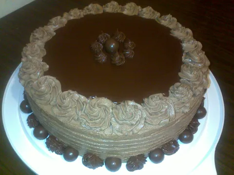 Čoko-vanilin badem torta