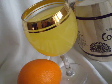 Sok(juice)od naranče,mrkve i limuna