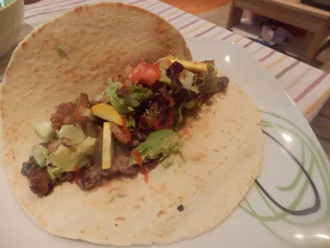 Tacosi sa carskim mesom i grahom by Jamie Oliver