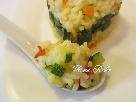 Ljetna riža sa tikvicama