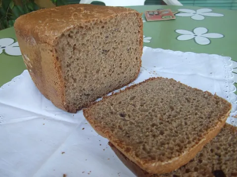 Borodinski hleb iz mini pekare