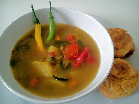 Povrtno curry varivo