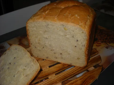 Kruh iz mog pekaca
