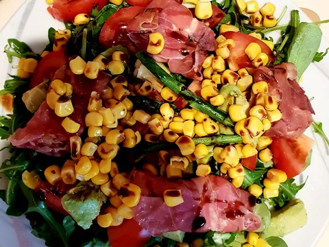 Zdrava proljetna salata