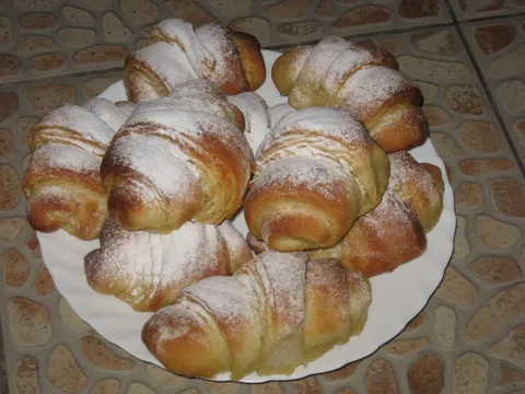 Croissants by Sssiena