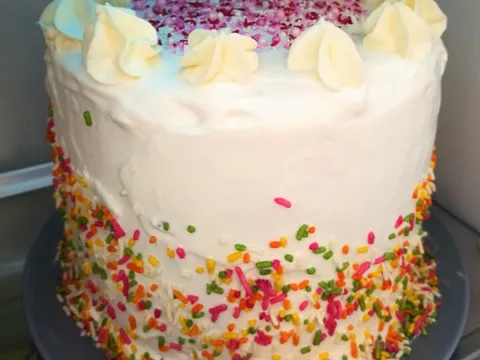 Rainbow cake - dugina torta