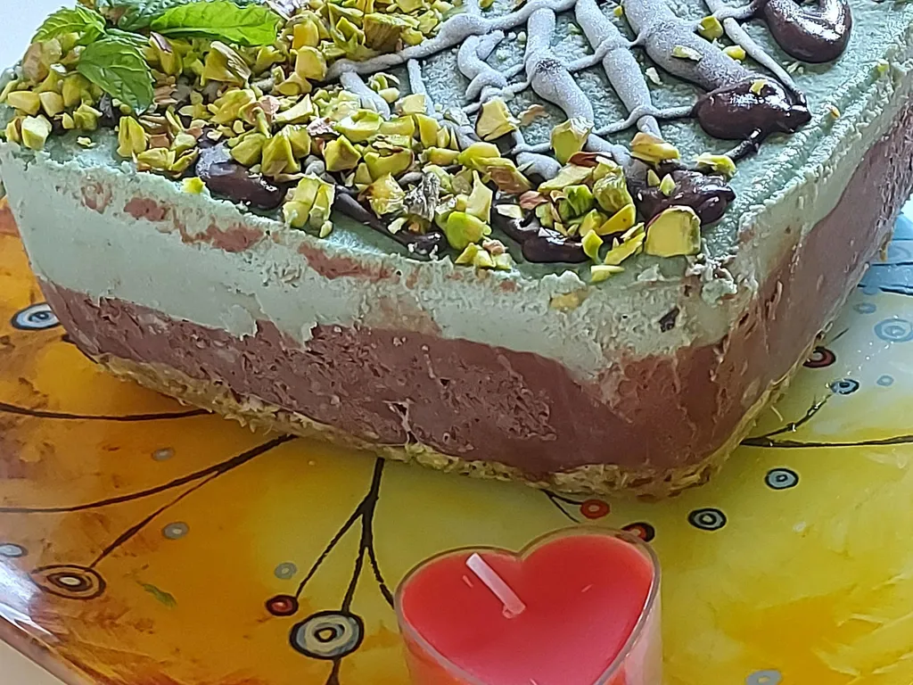 Menta-kakao raw torta