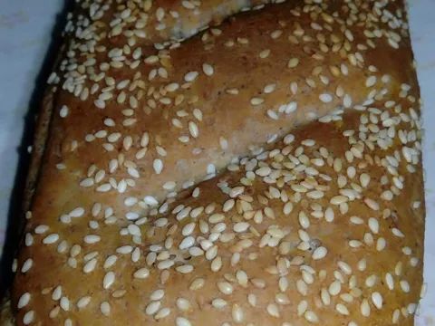 Bezglutenski hleb sa heljdinim i brašnom od leblebija