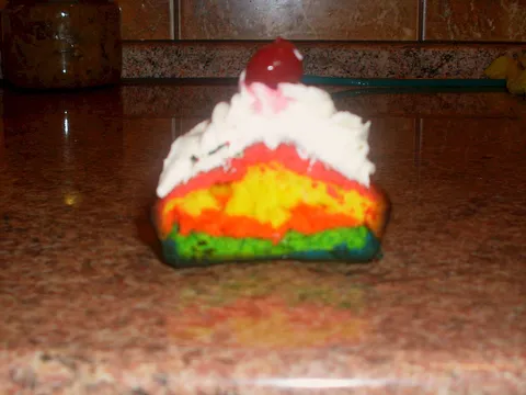 Rainbow cupcake :)