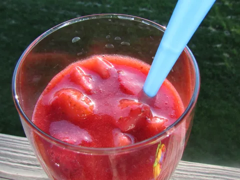 Strawberry compote/Kompot od jagoda