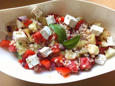 Grčka bulgur salata
