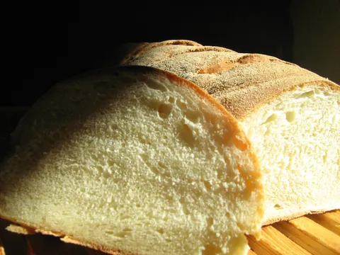 Domaci kruh by Masatera