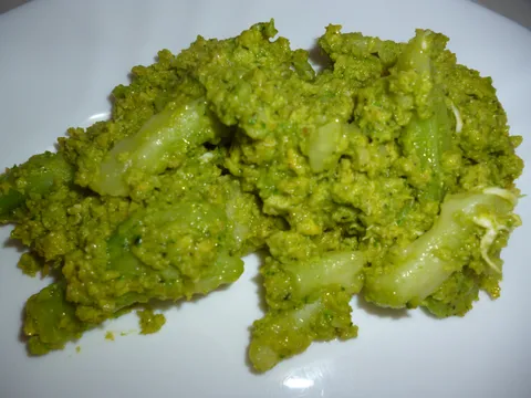 Brokula s jajima