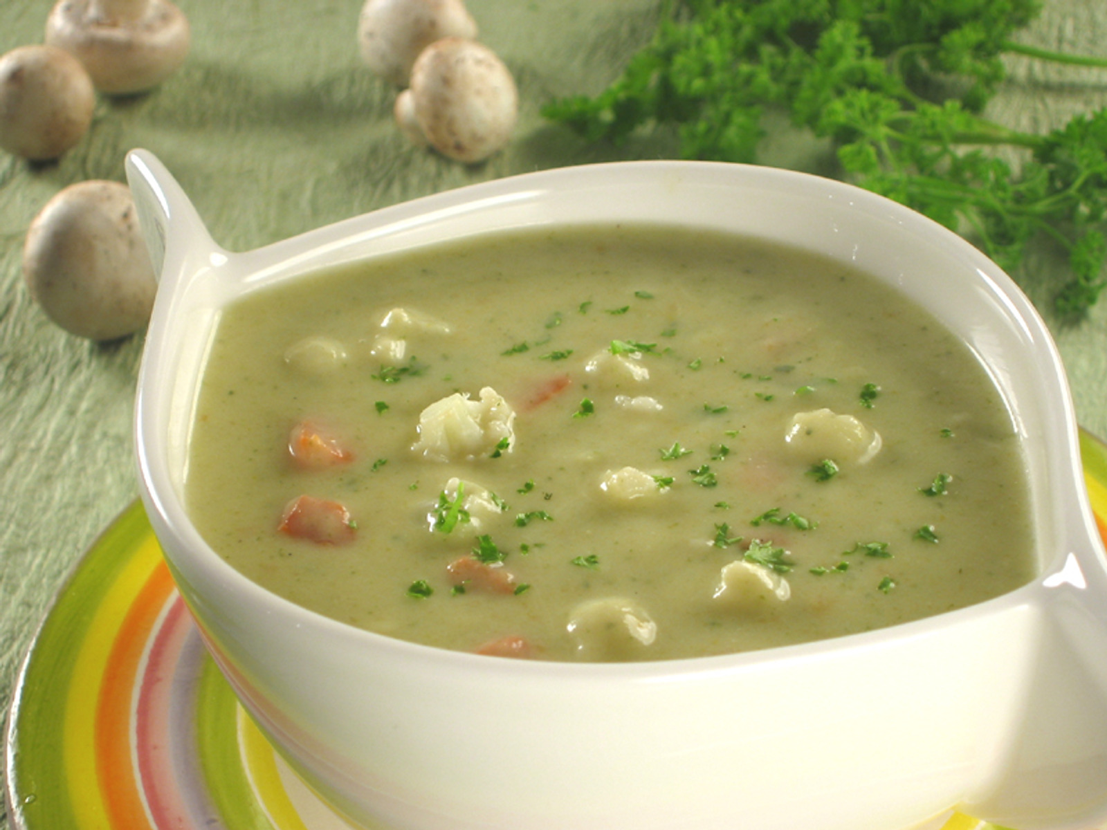 Диетический суп рецепт при гастрите. Для супа. Овощной суп пюре. Крем суп из цветной капусты. Суп пюре из цветной капусты.