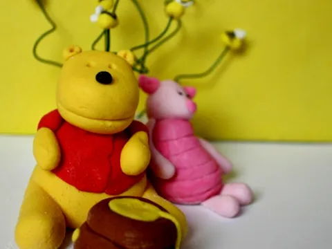 Winnie the pooh and piglet