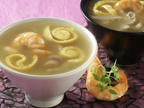 Kineska juha s račićima i gljivama